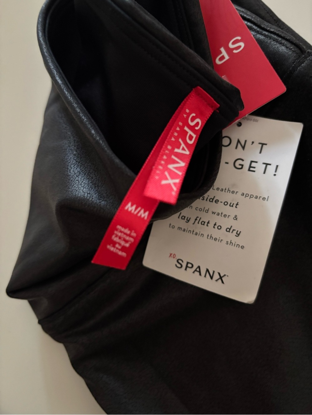 SPANX Women’s Moto Faux Leather Leggings - Picture 11 of 13